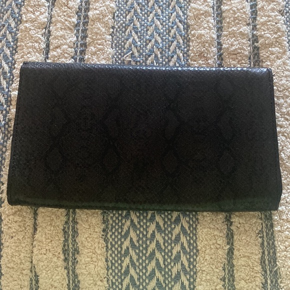Snake print clutch - Picture 4 of 4